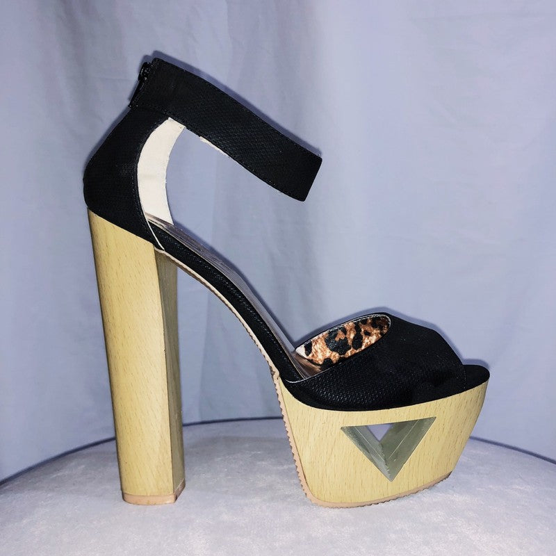 Gone Baby Geometric Wood Cheetah Pumps