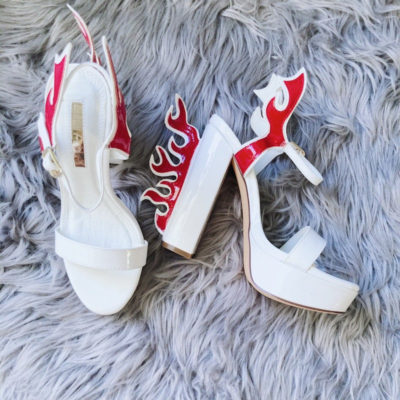 Bayb on Fire White Platform Pumps