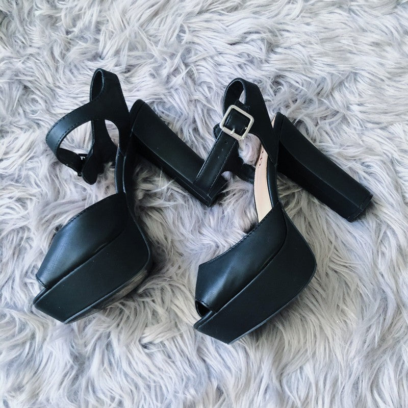 Ready For You 90’s Platform Peep Toe Heels