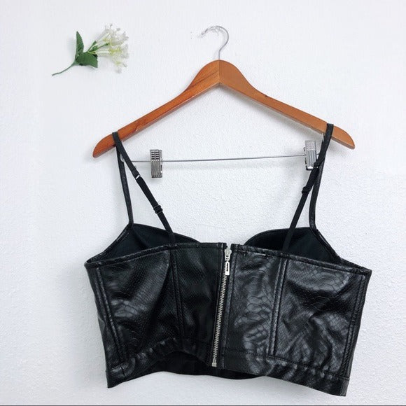 BLACK FAUX LEATHER UNDERWIRE CROPPED CORSET TOP