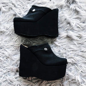 Gorgeous Velvet Grunge Chunky Platform Mules