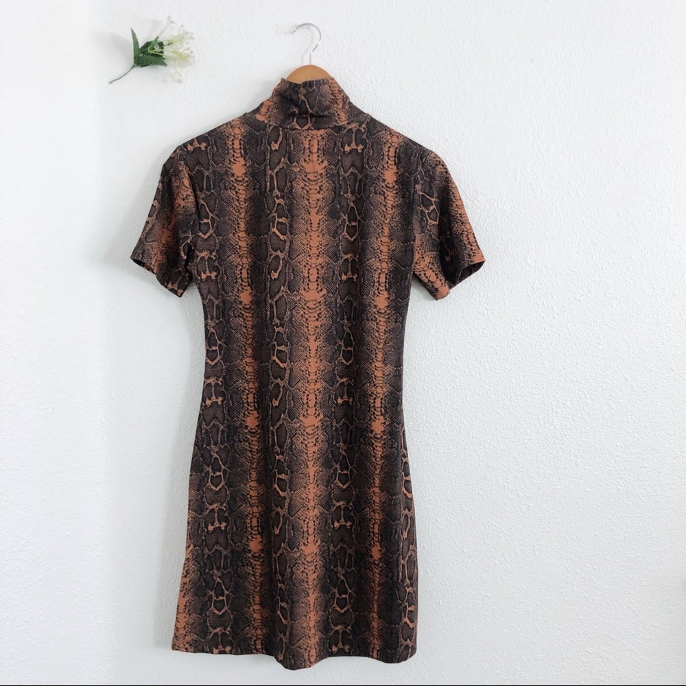 Brown Snake Printed Midi Short Sleeve Dress