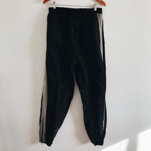 Perry Ellis Vintage Black Mesh Lined Sweat Pants