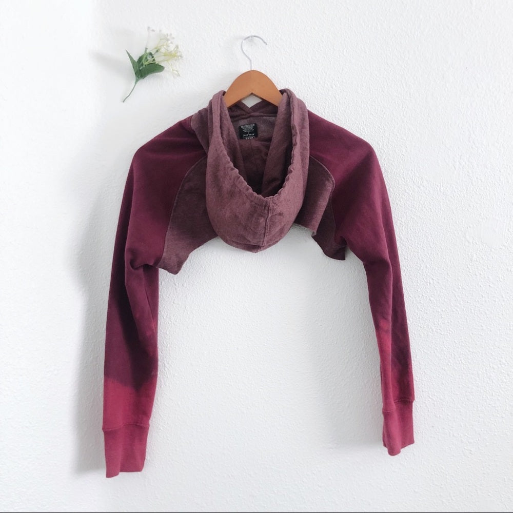 Ombré Maroon Cropped Long Sleeve Hoodie