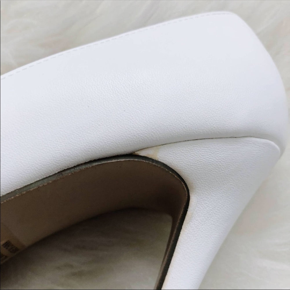 White Pointed Toe Stiletto Pumps