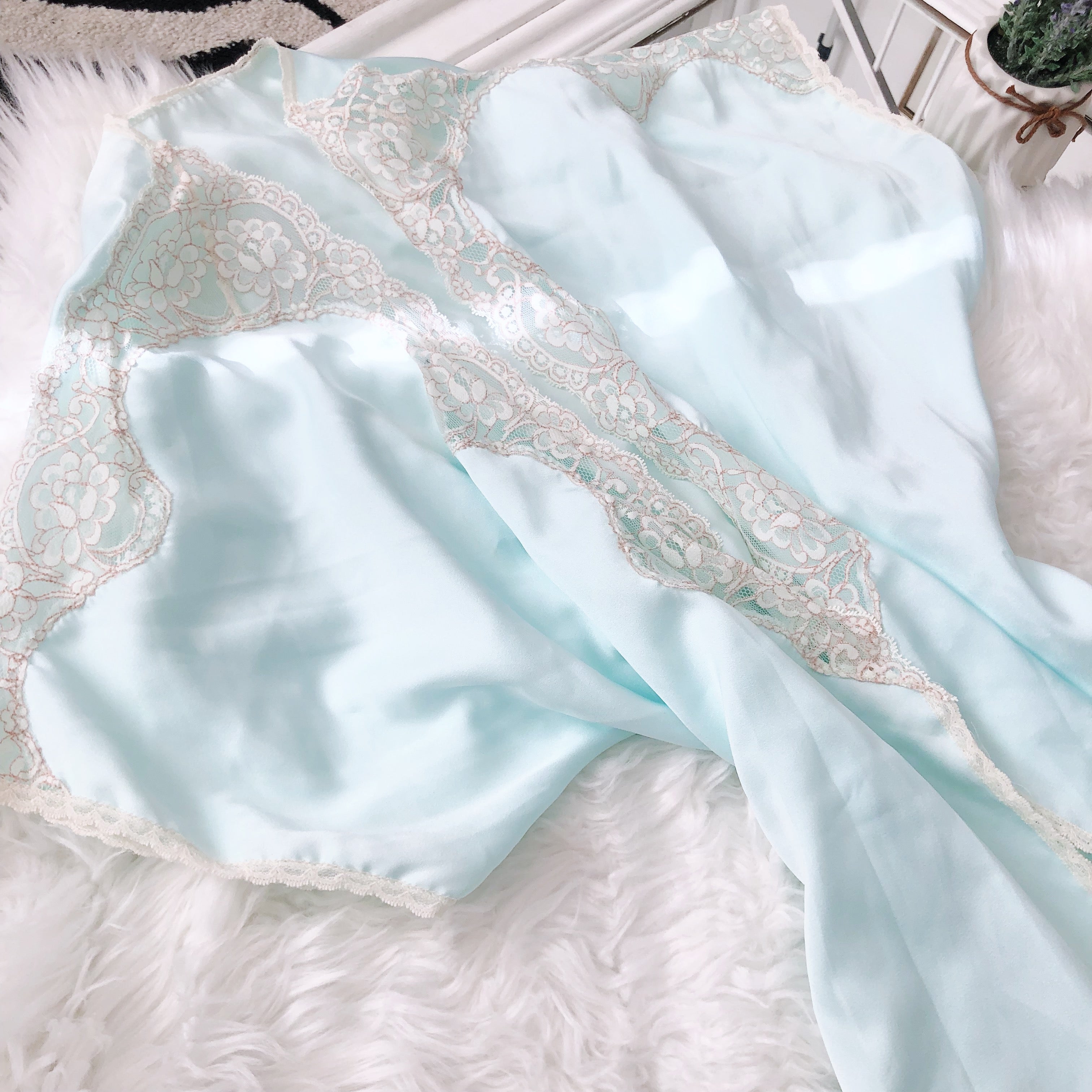 Vintage Victoria’s Secret Teal Robe