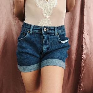 Vintage Bill Blass Dark Denim Petite Cuffed Jean Shorts