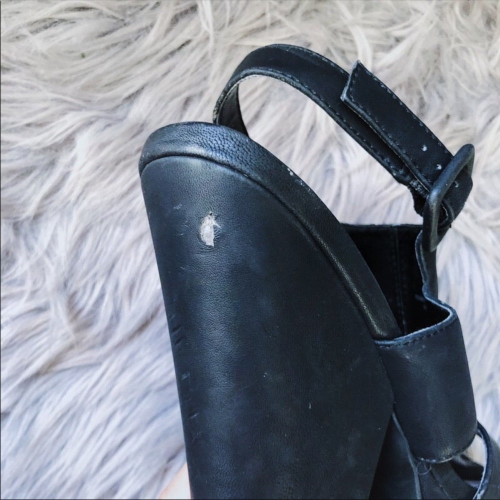 Black Steve Madden Chunky Strap Heels