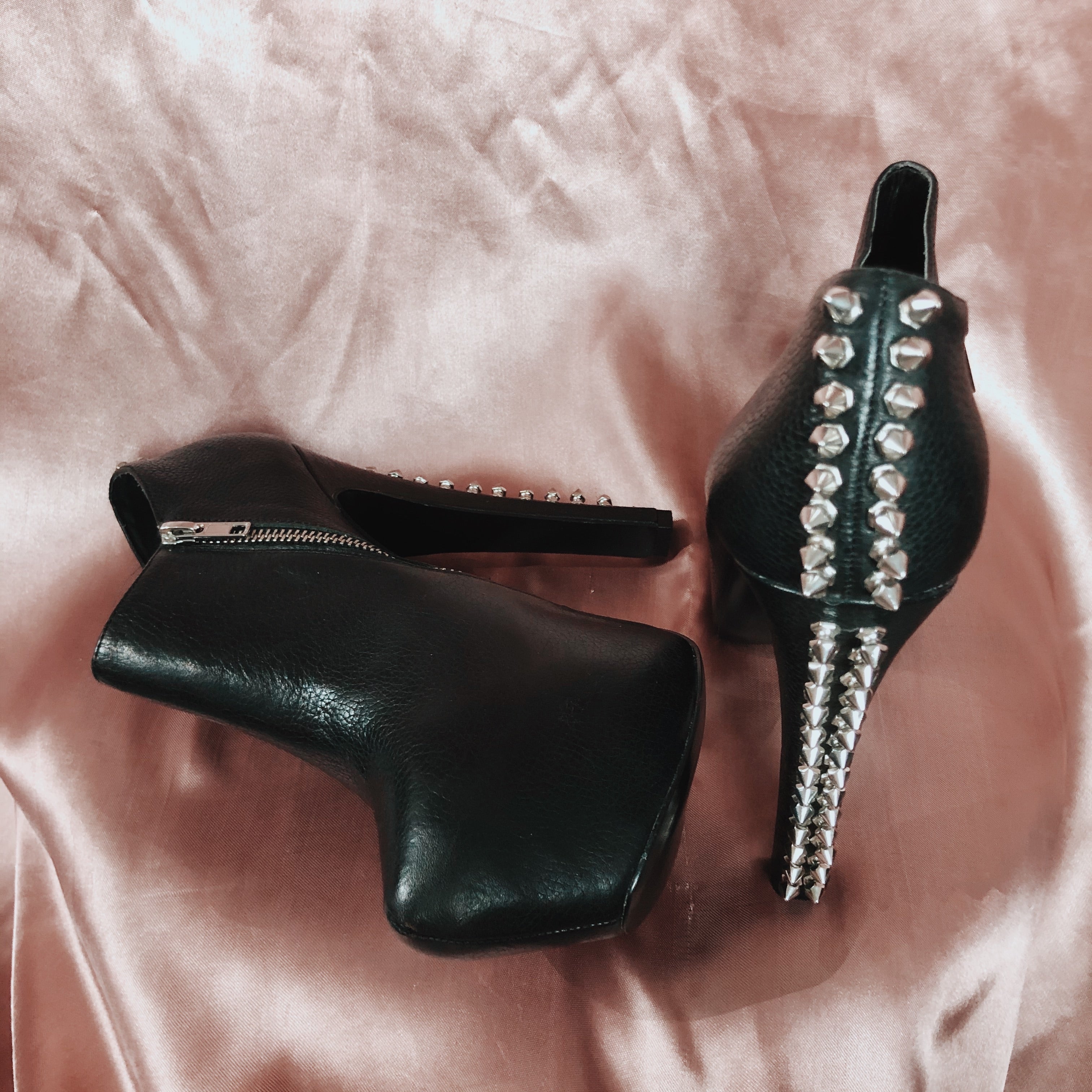 Steve Madden Black Silver Studded Booties